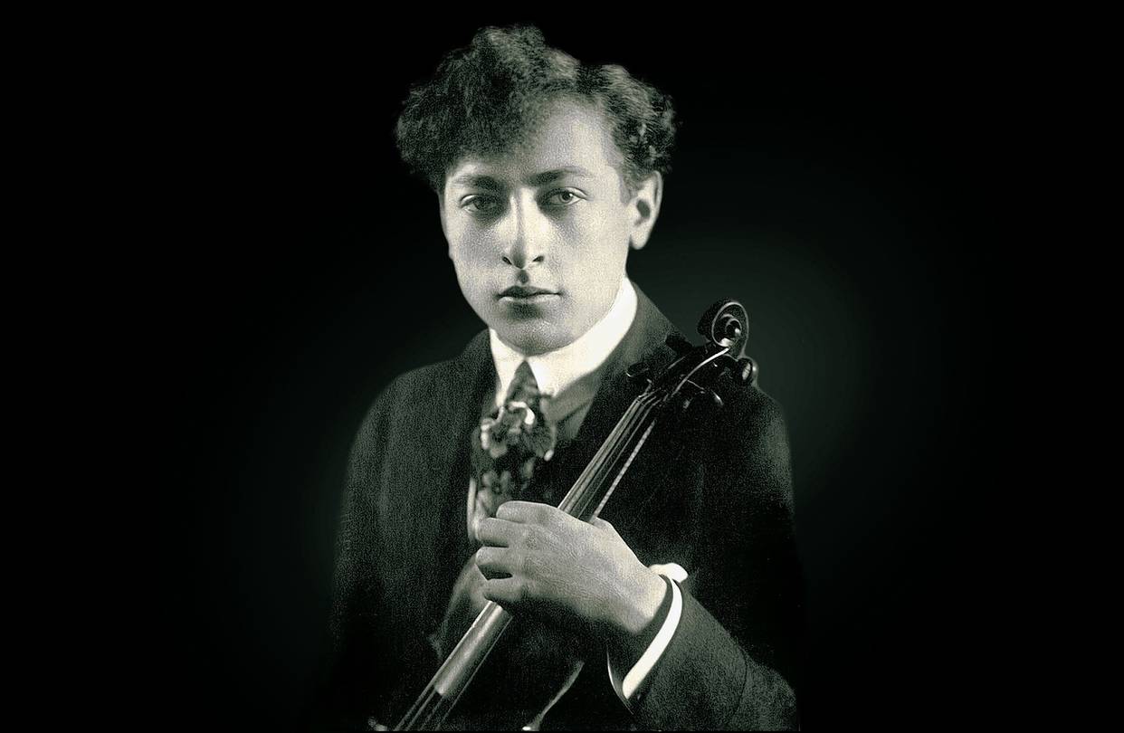 青年时期小提琴家海菲兹